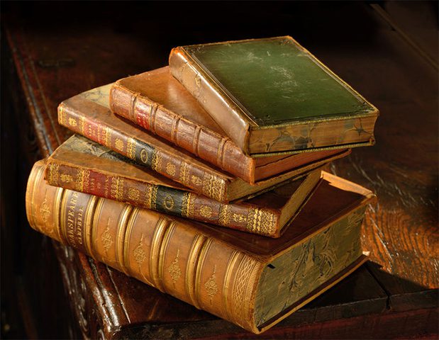 كتب موقع التفاسير العظيمة.